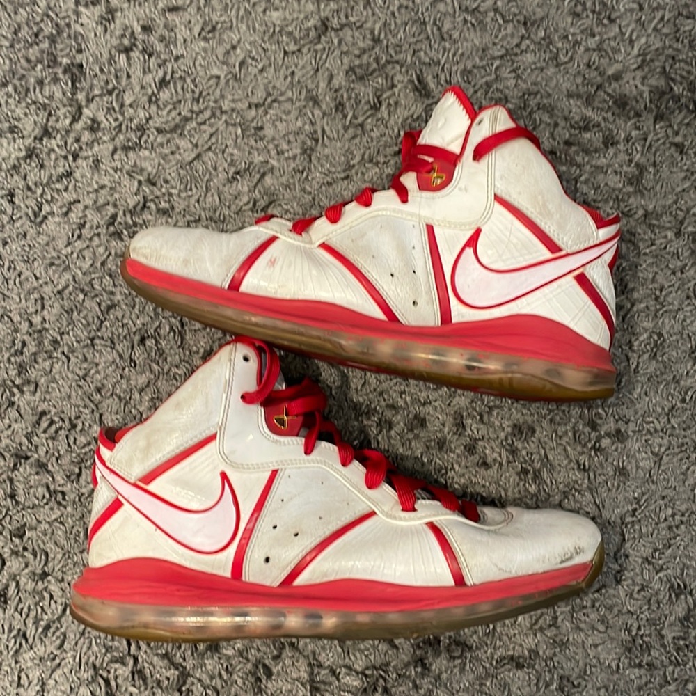 Nike lebron 8